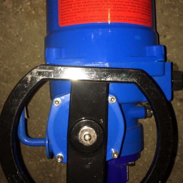 Затвор DENDOR 017 W DN100 с электроприводом DENDOR QT06-0-9 Затвор DENDOR 017 W DN100 с электроприводом DENDOR QT06-0-9